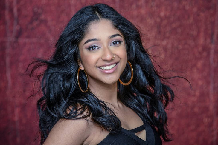 Maitreyi Ramakrishnan - Boobie Mouse Pad